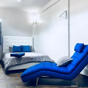 modern-suite-1-best-location.top-hotels-puertorico.com/